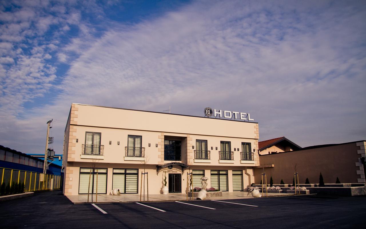 Hotel Bakarni Lonac Brcko Exterior photo